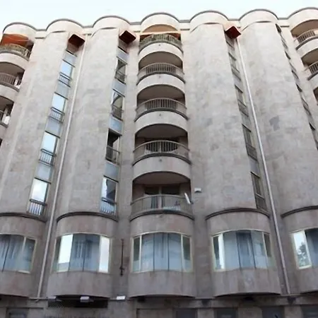 Konukevi Santel San Marcos 2*